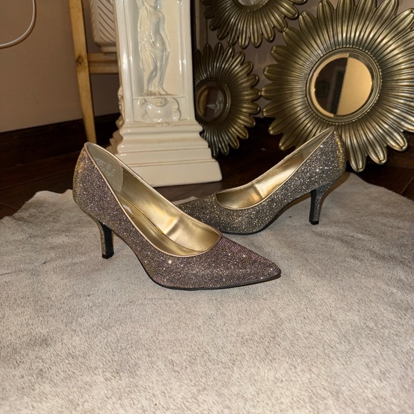 FIONI Clothing Shoes - Glittery Heels By Fioni Nights Size 7